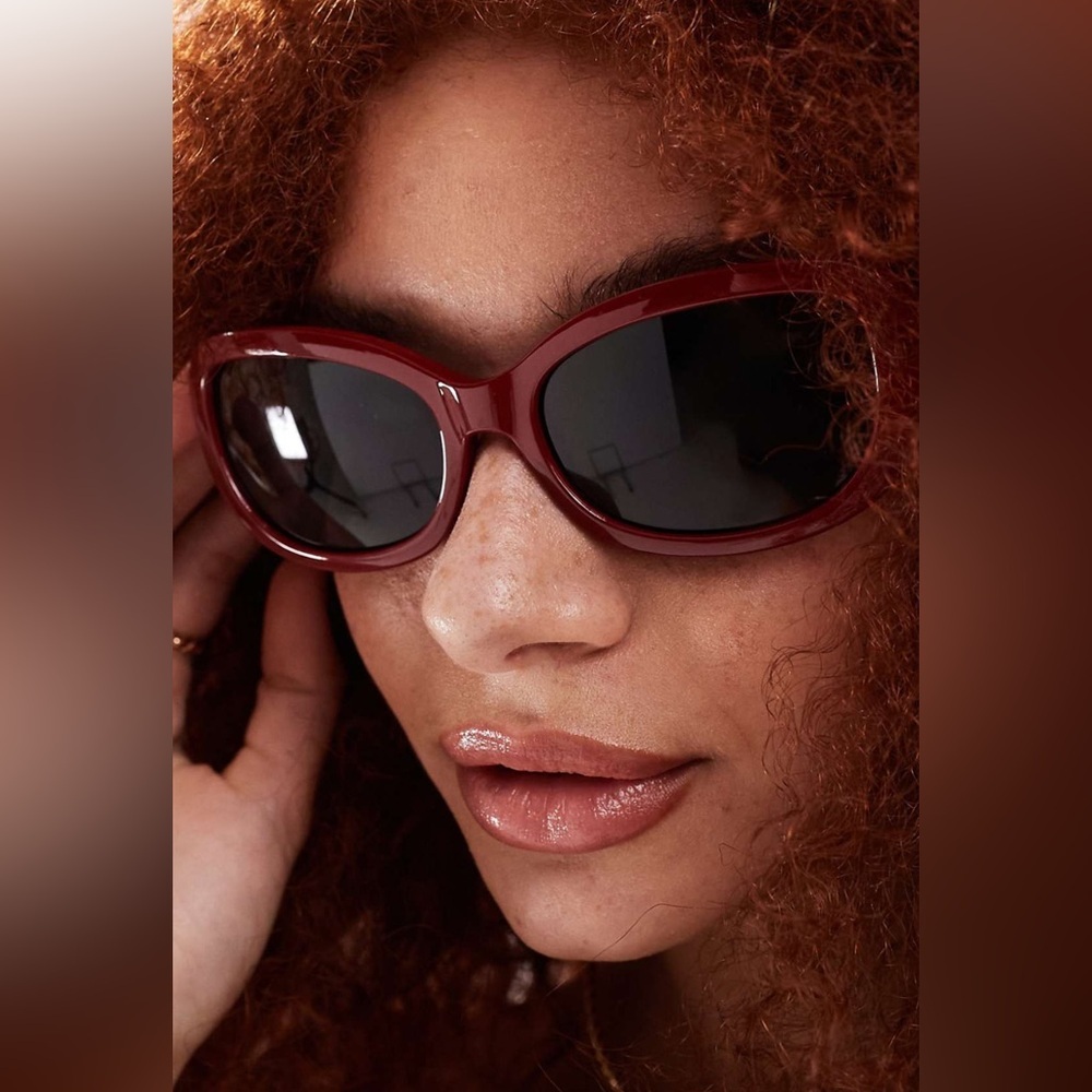 AIRE SUNNIES: Chunky Red Sunglasses
